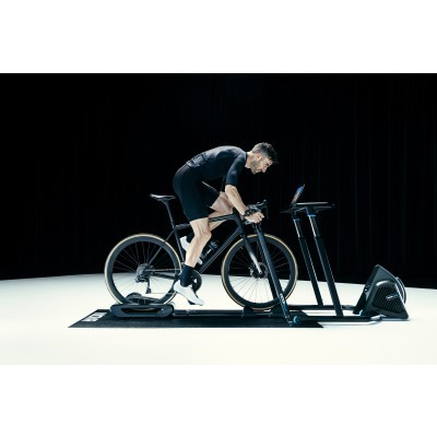 Wahoo Wahoo KICKR ROLLR Smart Trainer.