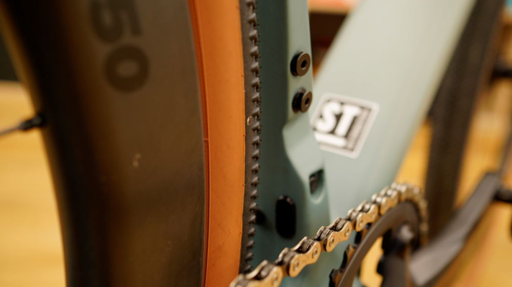 Classified Powershift G19 Carbon Wheelset Kit, Clintcher, Tubless, inkl. Kassette, 11 speed / 11-32