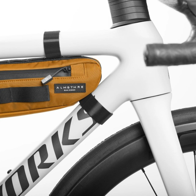 Almsthre   Rahmentasche Signature