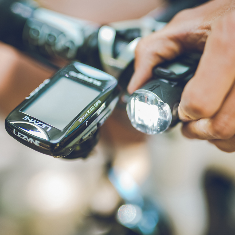 Lezyne Femto USB C Drive Front V2, Rot