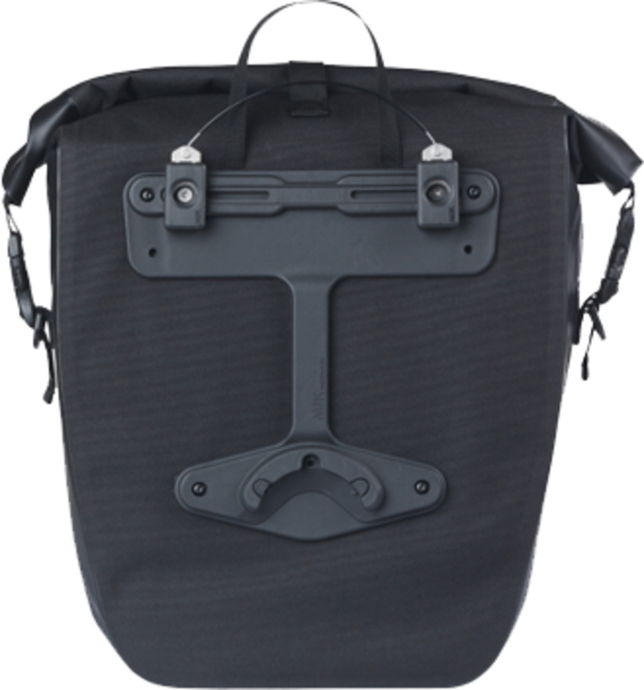 Basil Navigator Waterpr. L,MIK Studs,Einzeltasche, 22L, schwarz